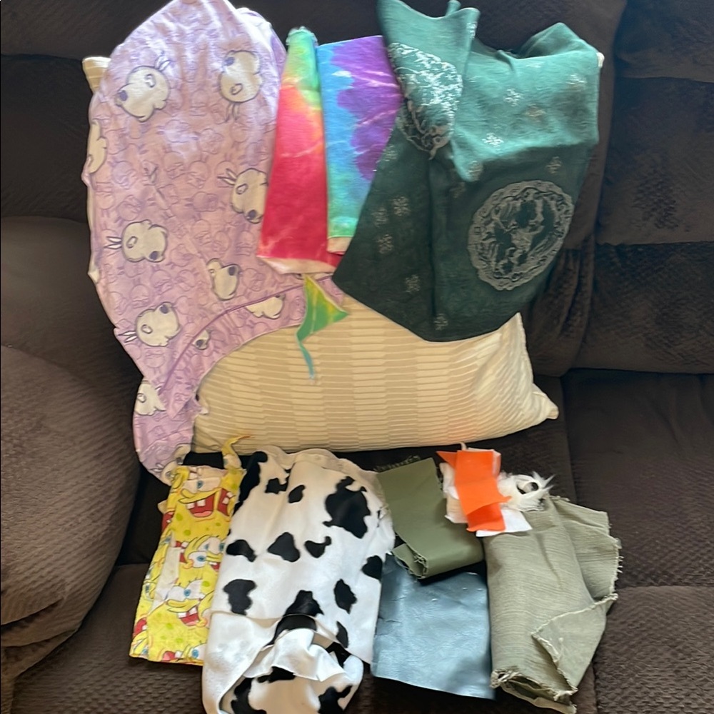 Vintage Mixed Cut Material Sizes Colorful Fabric Bundle LOT